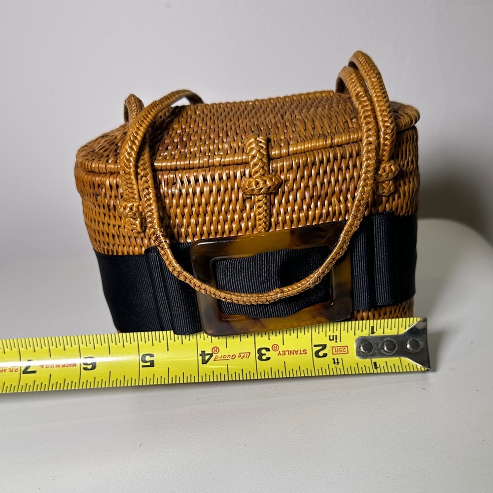 Chic Tan Woven Mini Bag with Black Accent - Picture 15 of 15